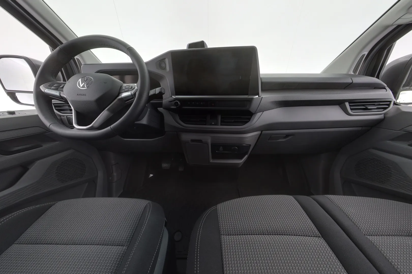Volkswagen Transporter YMK-925 carousel image