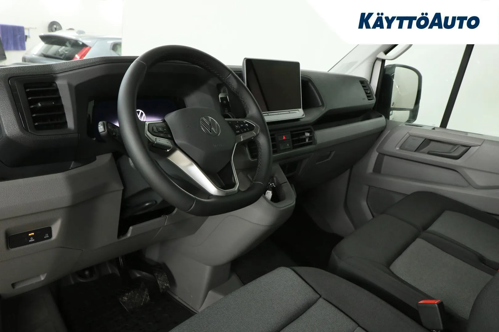 Volkswagen Crafter ZRC-910 carousel image