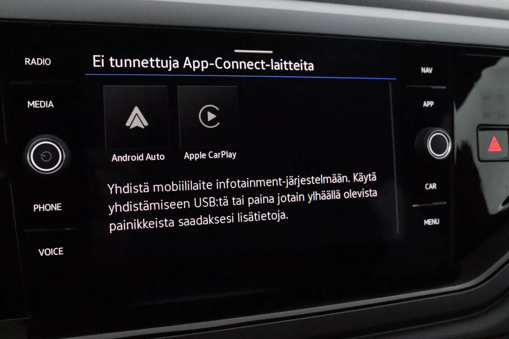 Volkswagen Taigo XTN-819 carousel image