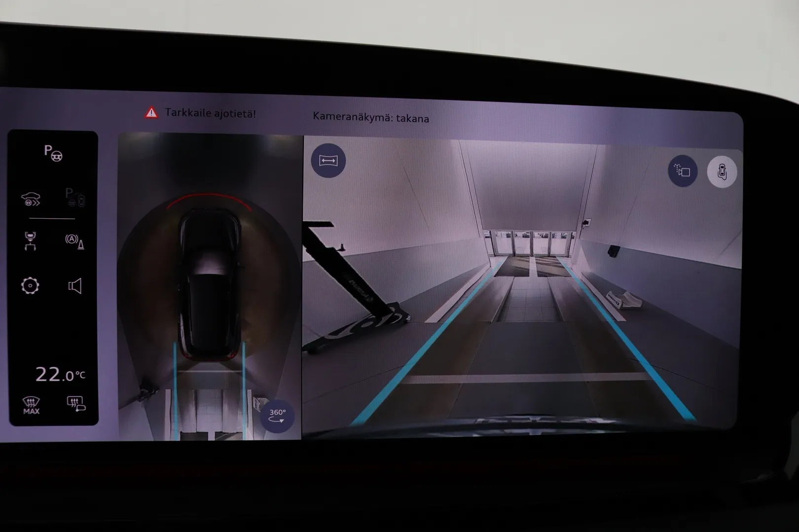 Audi Q6 e-tron YMC-899 carousel image