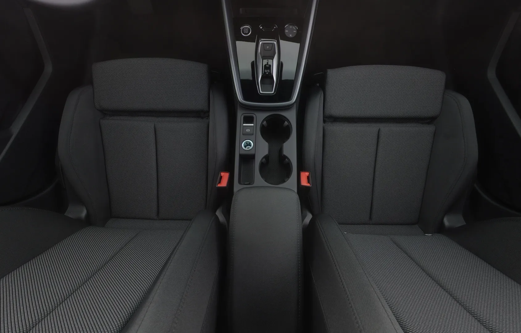 Audi A3 ZRE-101 carousel image