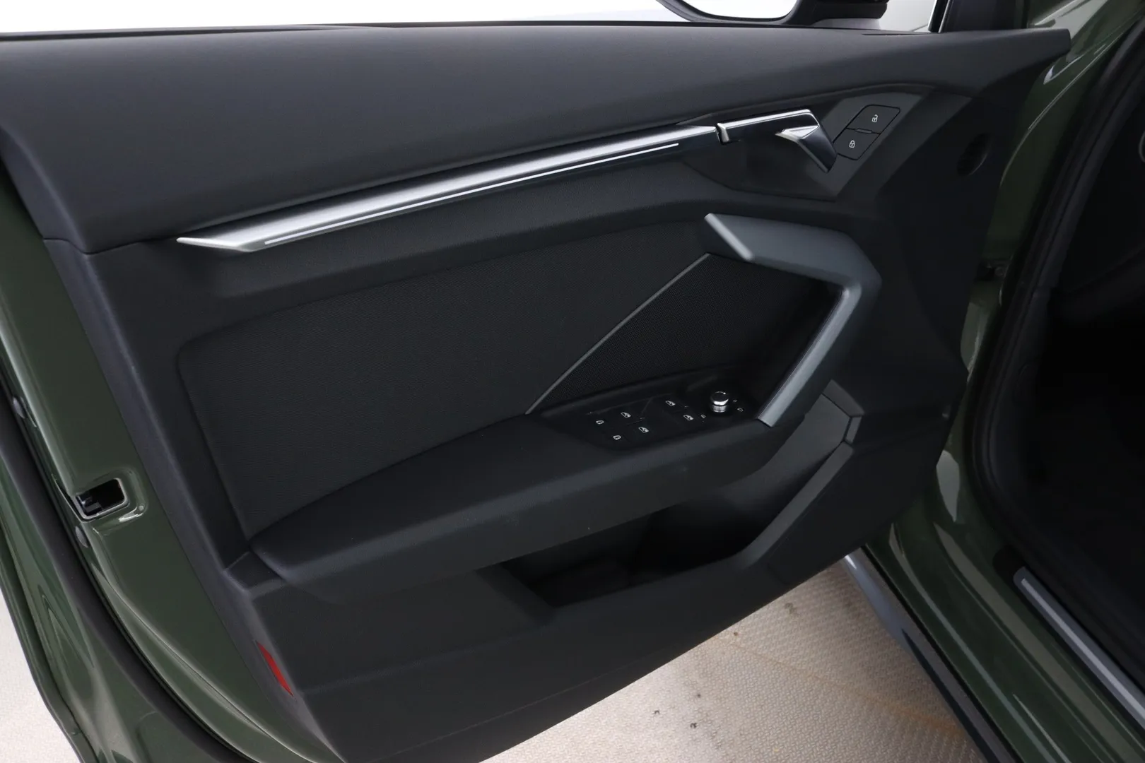 Audi A3 ZRE-101 carousel image