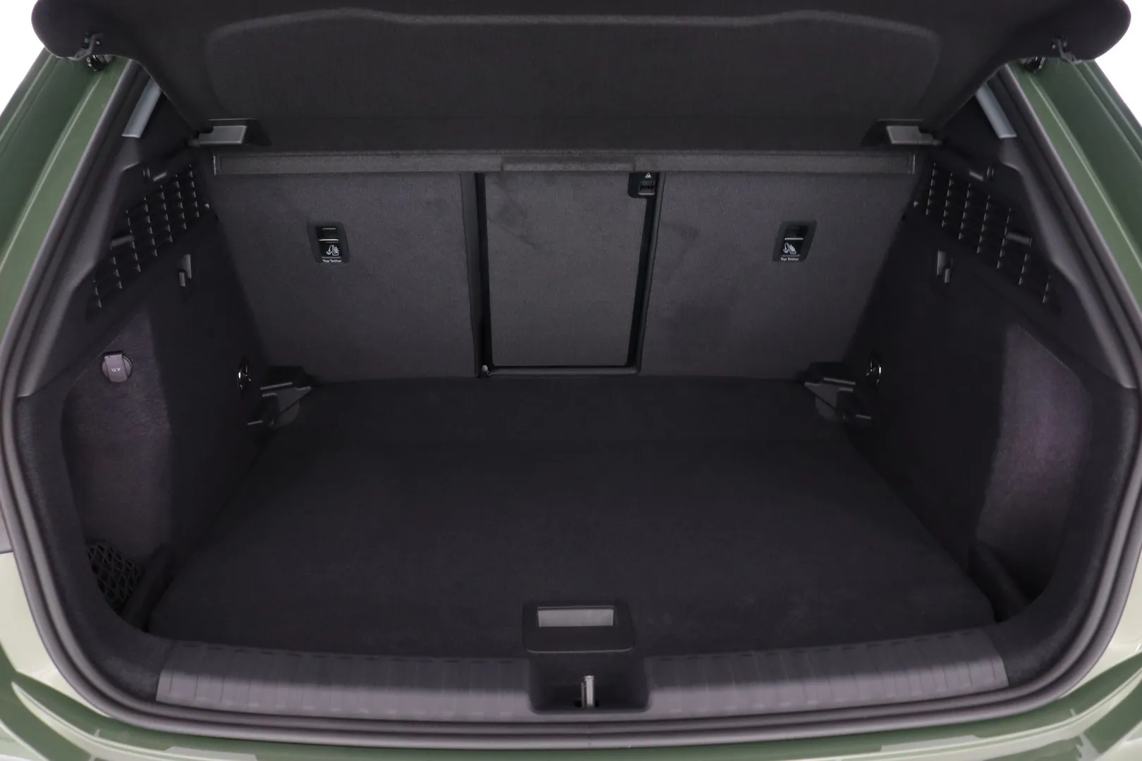 Audi A3 ZRE-101 carousel image