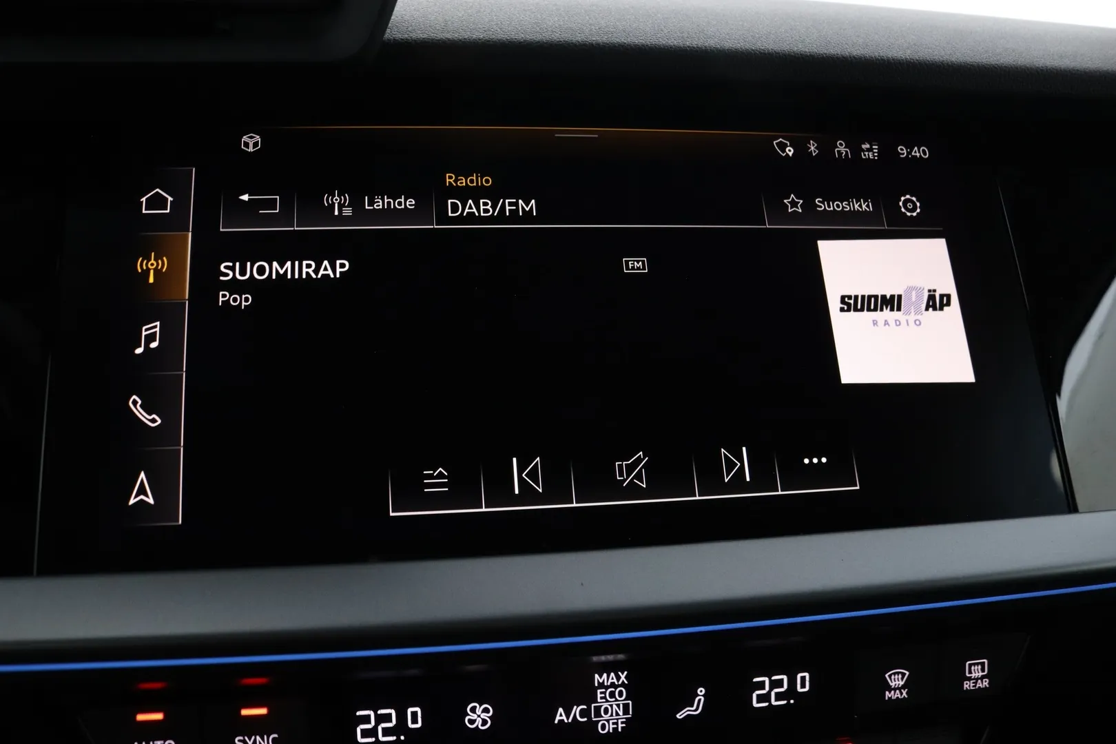 Audi A3 ZRE-101 carousel image