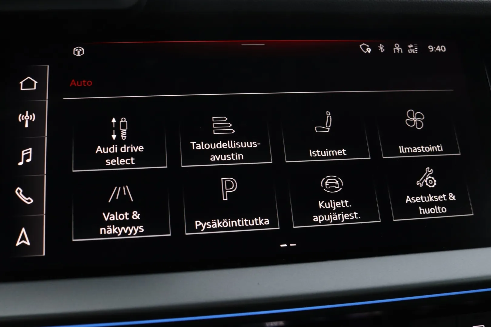 Audi A3 ZRE-101 carousel image