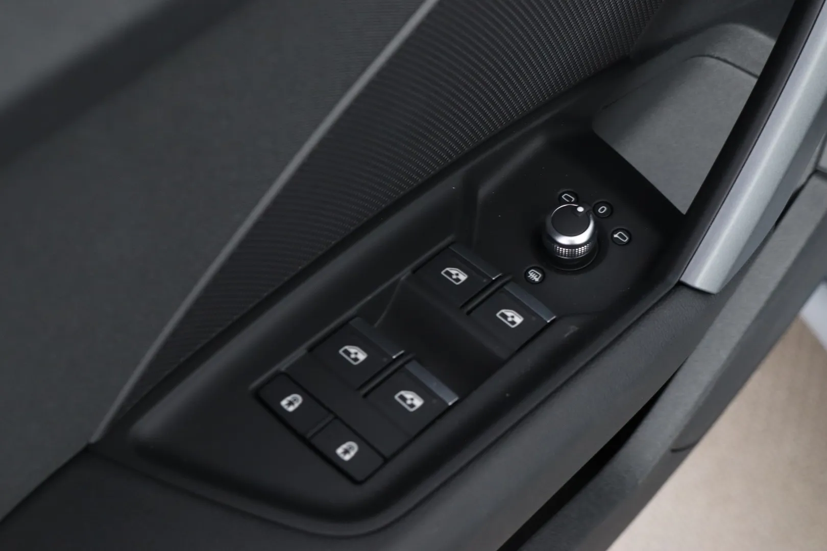 Audi A3 ZRK-498 carousel image