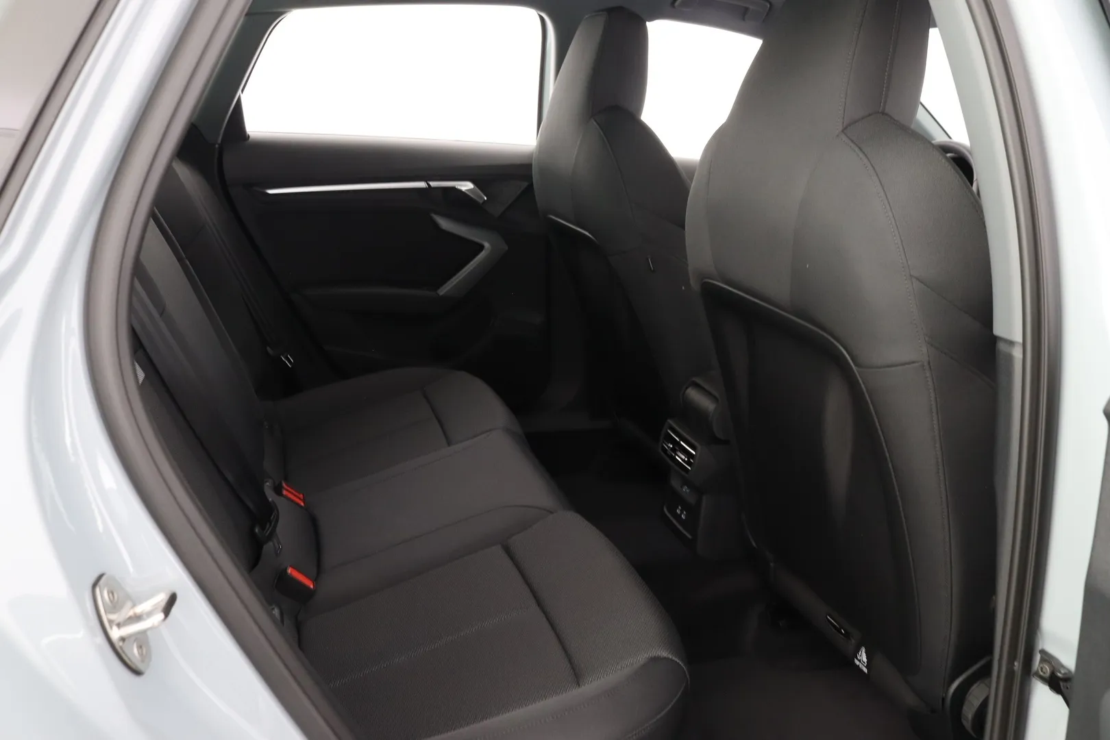 Audi A3 ZRK-498 carousel image