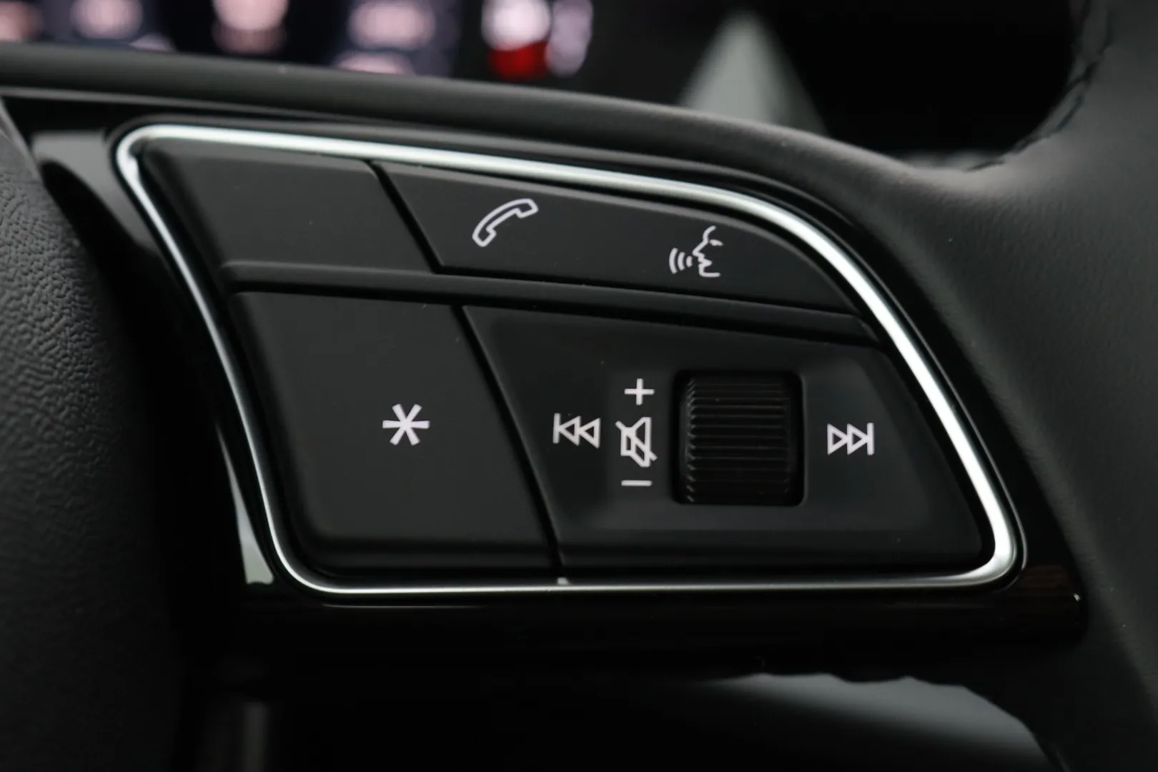 Audi A3 ZRK-498 carousel image