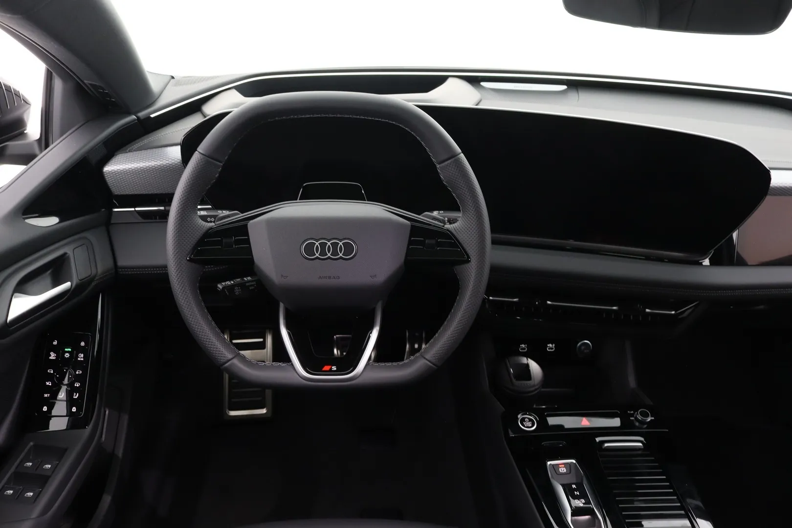 Audi A6 e-tron ZRL-109 carousel image