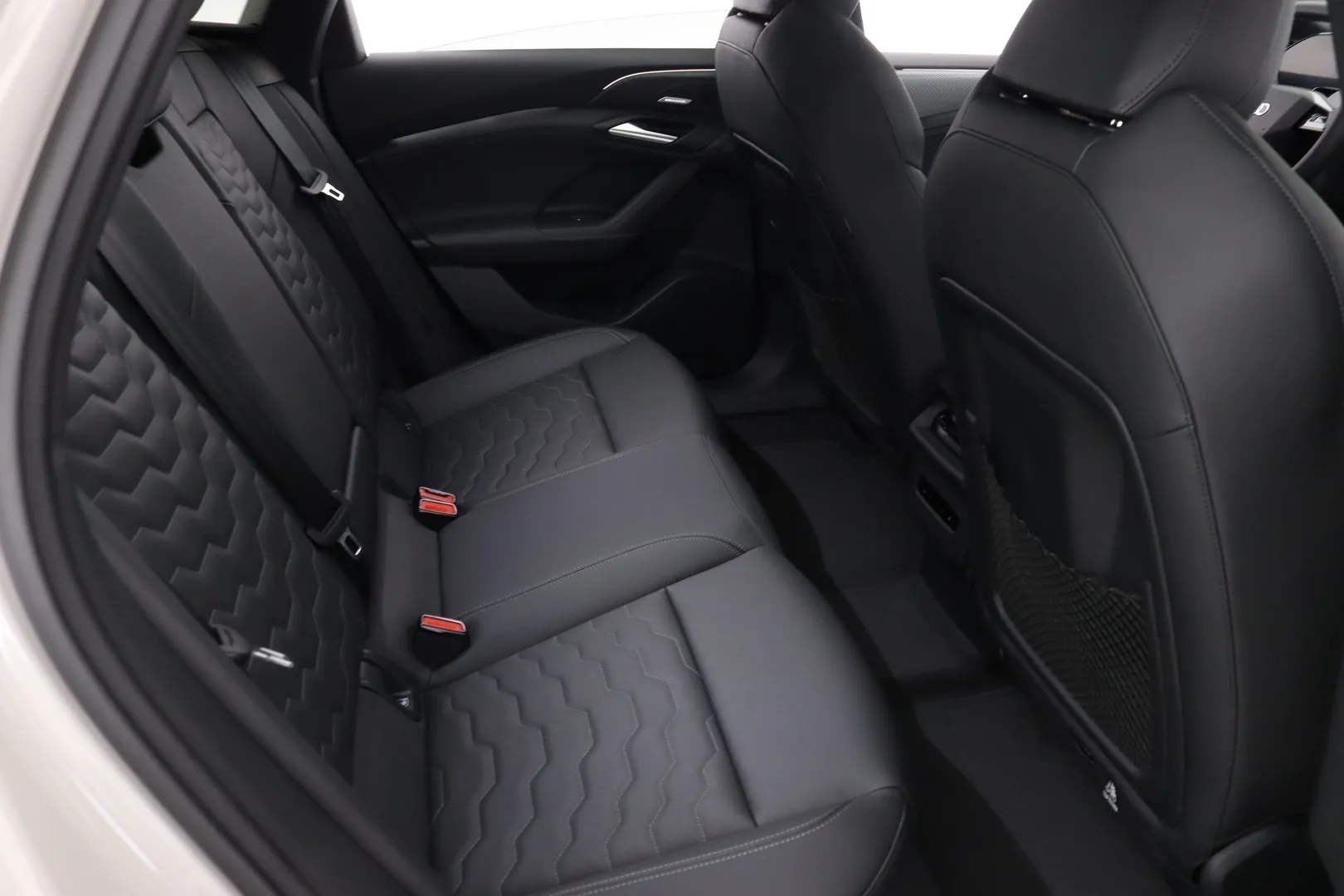 Audi A6 e-tron ZRL-109 carousel image