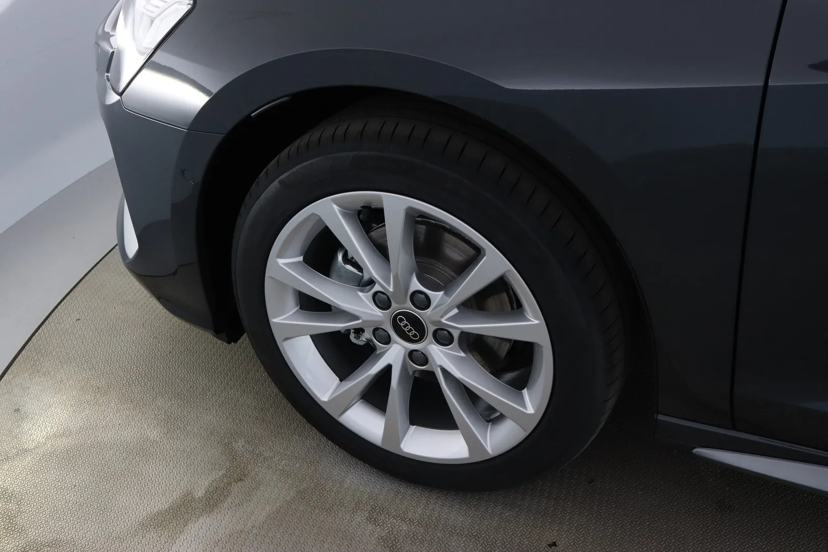 Audi A3 YMM-965 carousel image