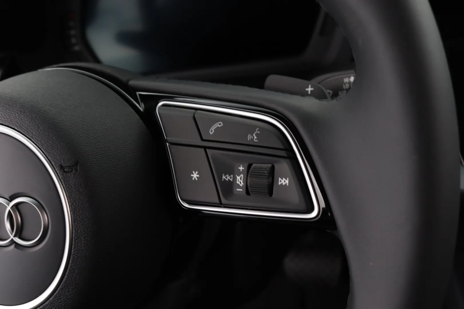 Audi A3 YMM-965 carousel image
