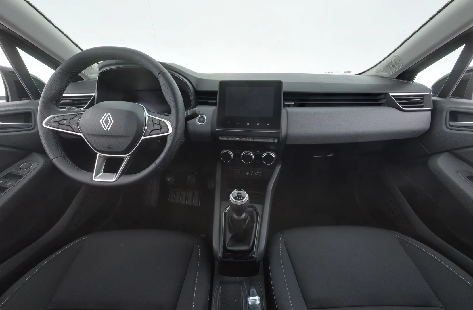 Renault Clio JOK-528 carousel image