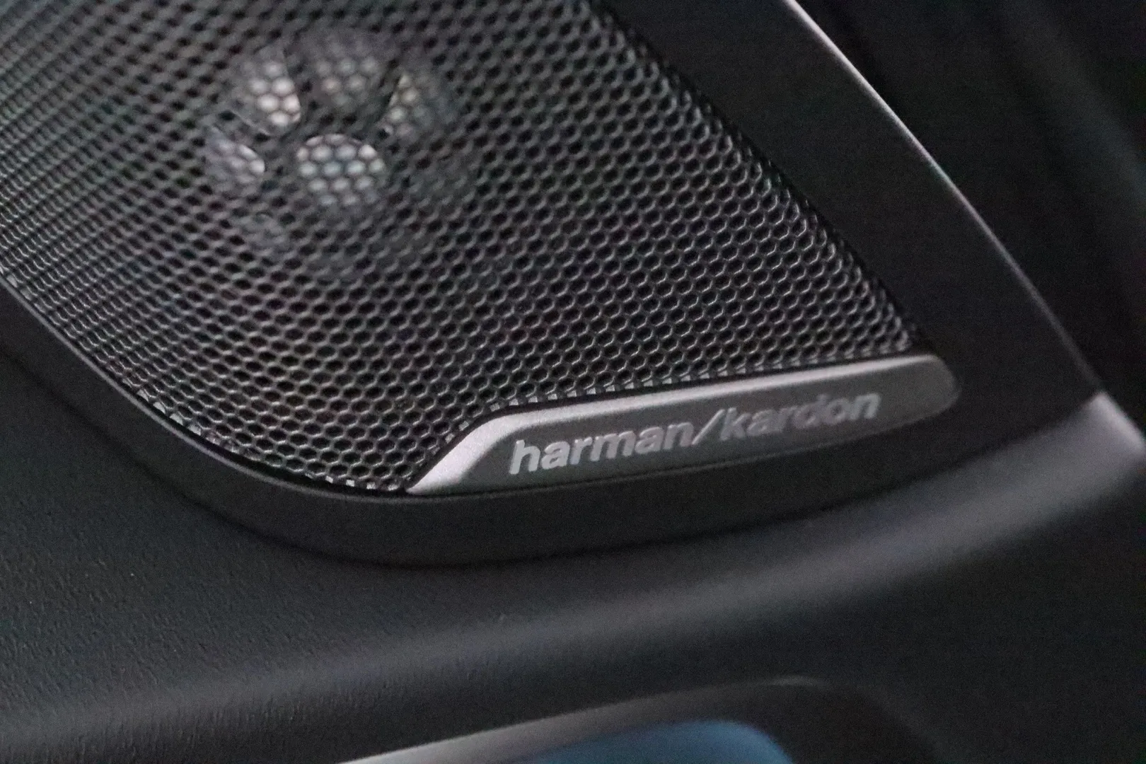 BMW I4 M60 YMJ-624 carousel image