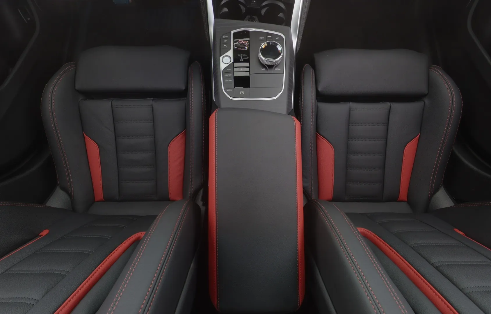 BMW I4 M60 YMJ-624 carousel image