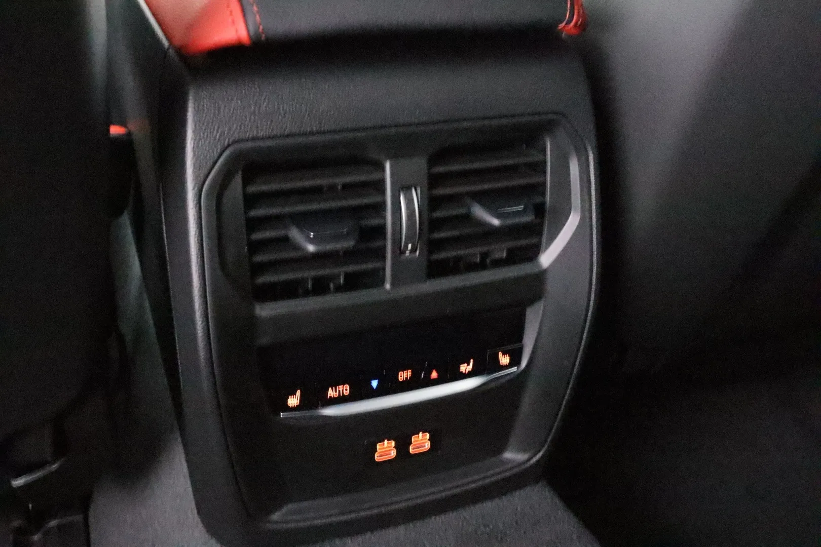 BMW I4 M60 YMJ-624 carousel image