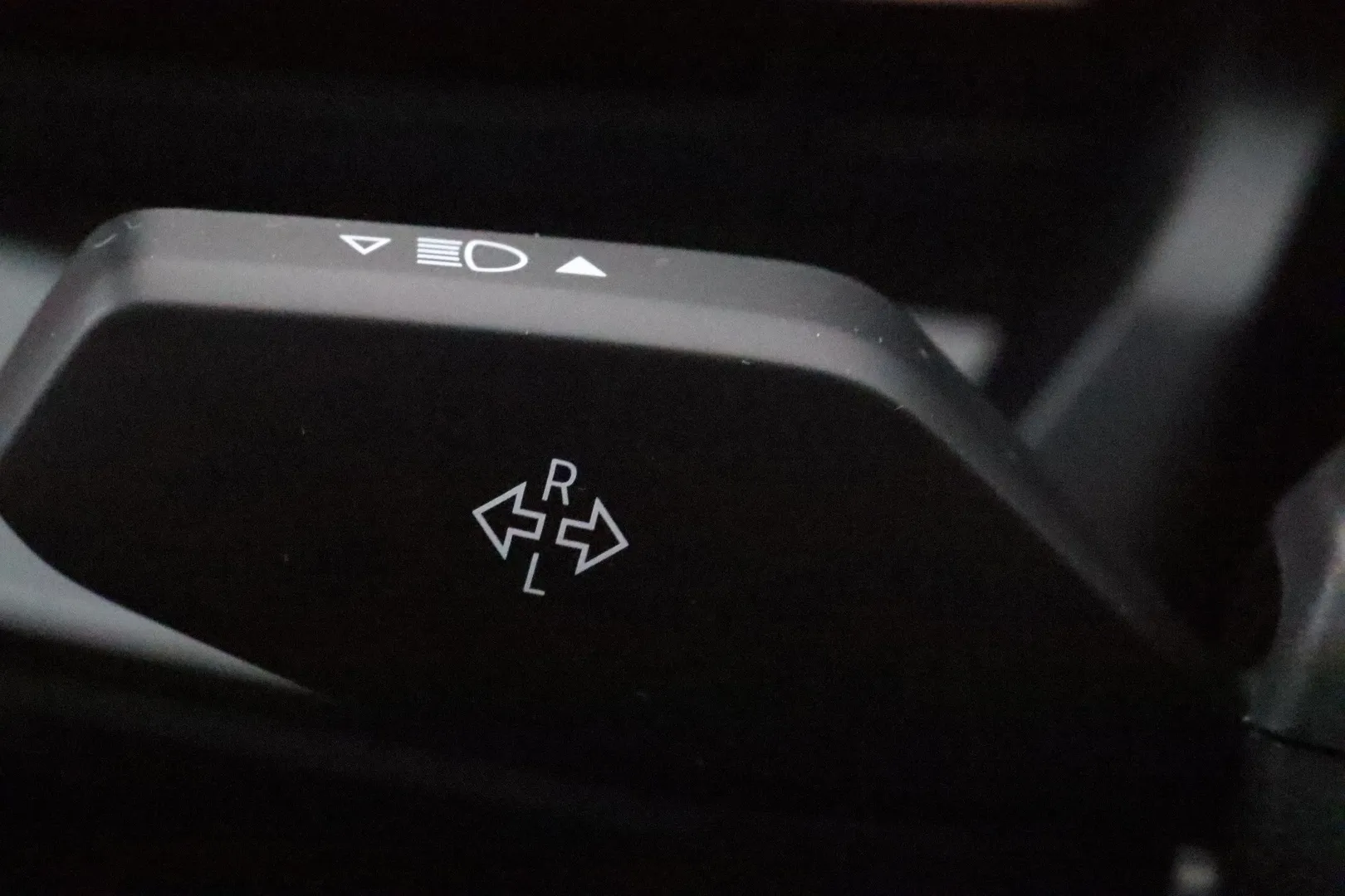 BMW 530 ZPX-179 carousel image