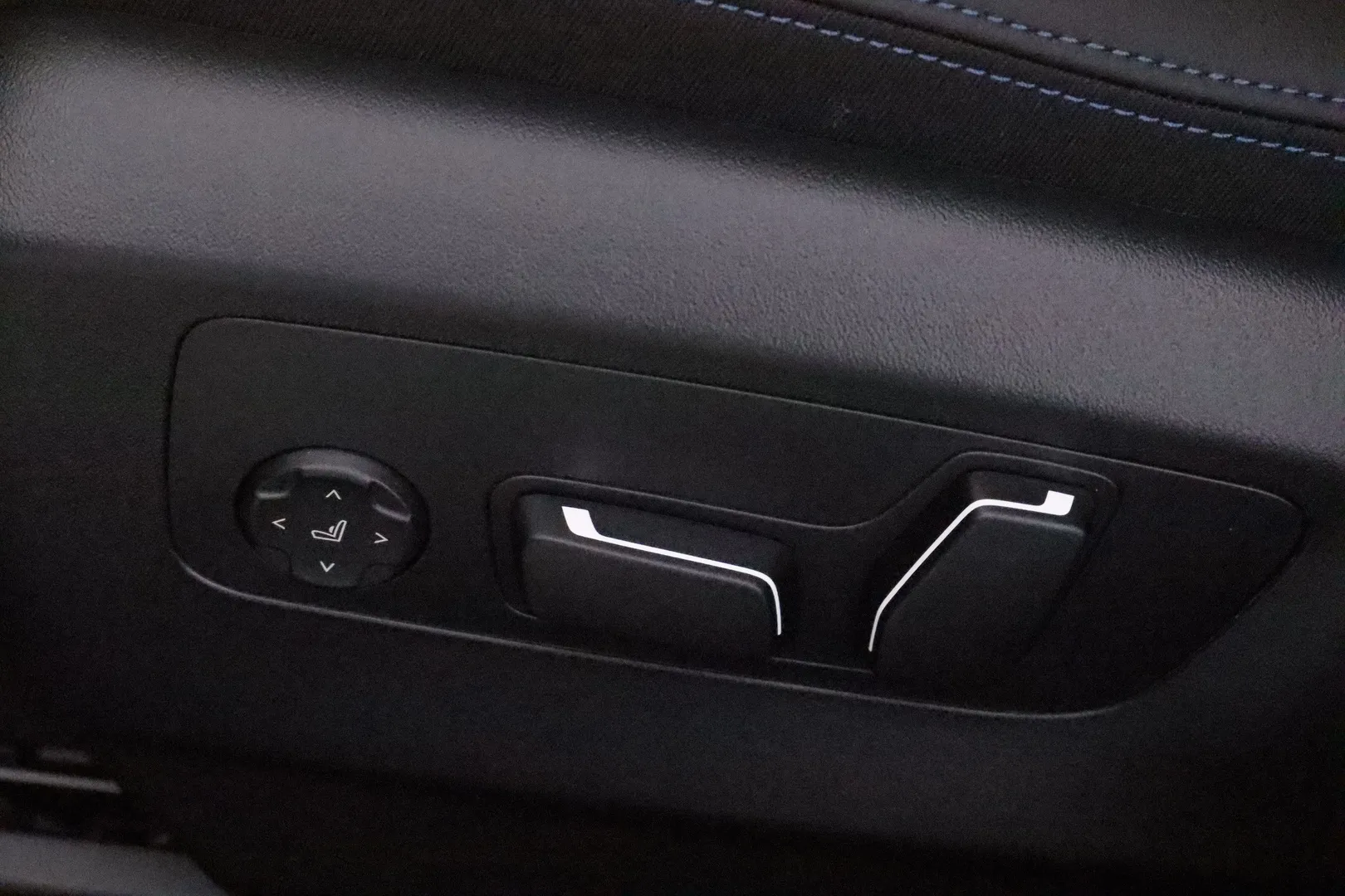 BMW 530 ZPX-179 carousel image