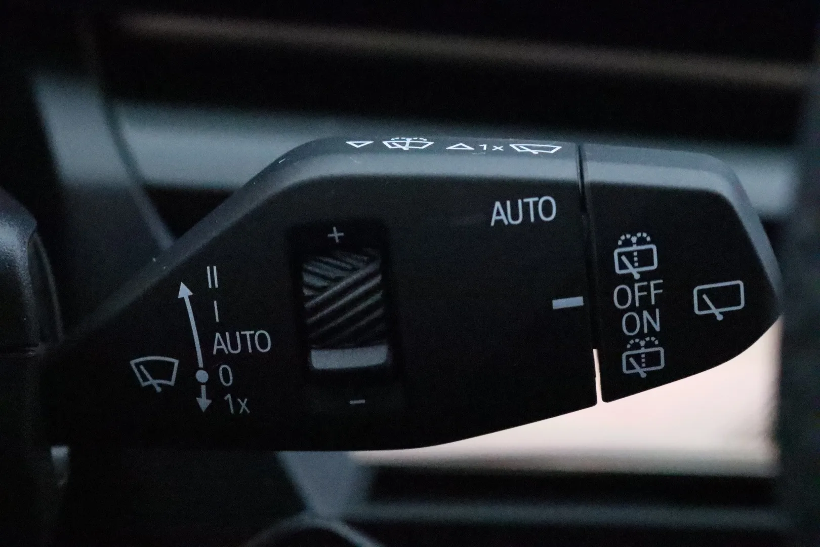 BMW 530 ZPX-179 carousel image