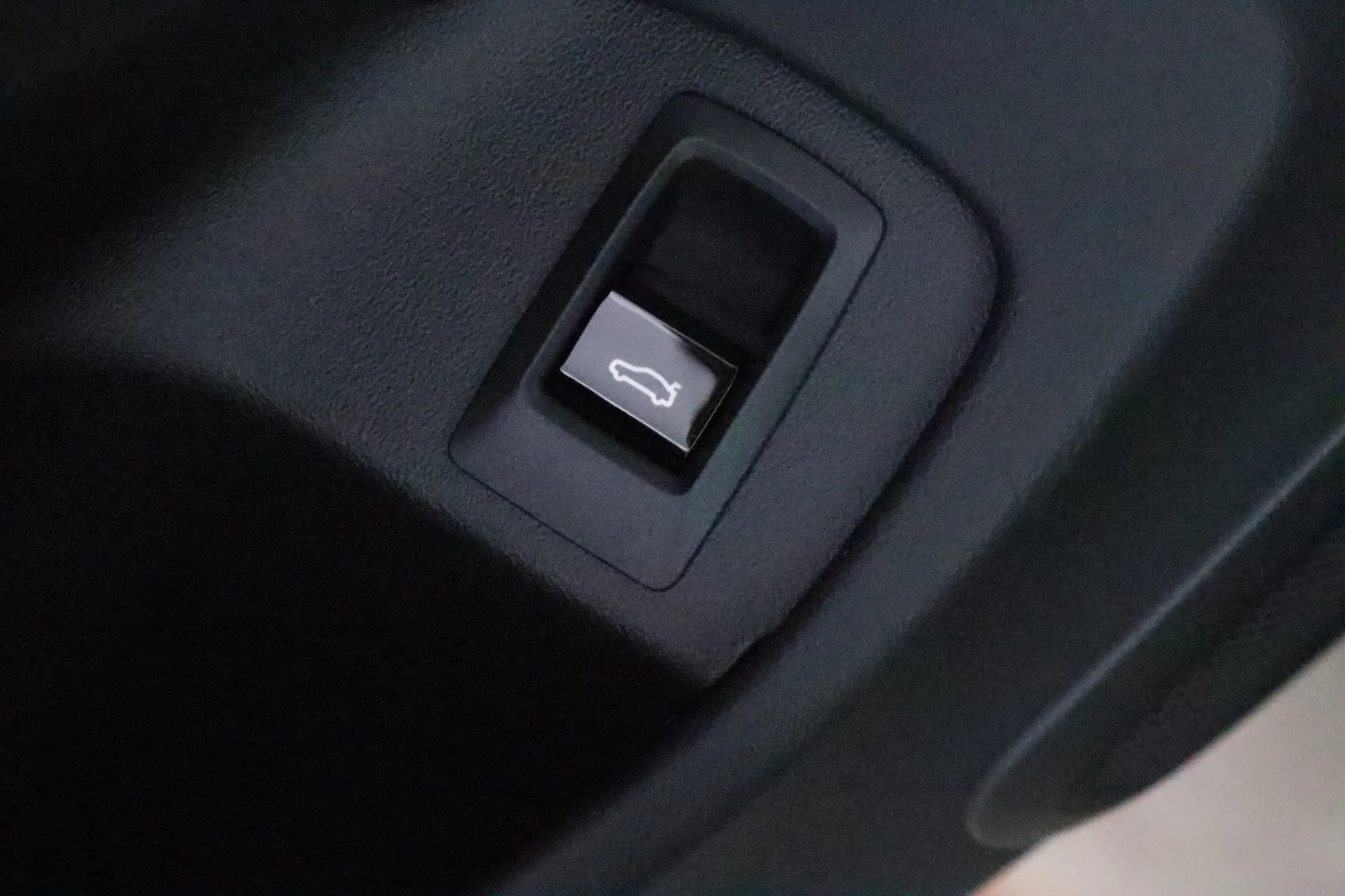 BMW 530 ZPX-179 carousel image