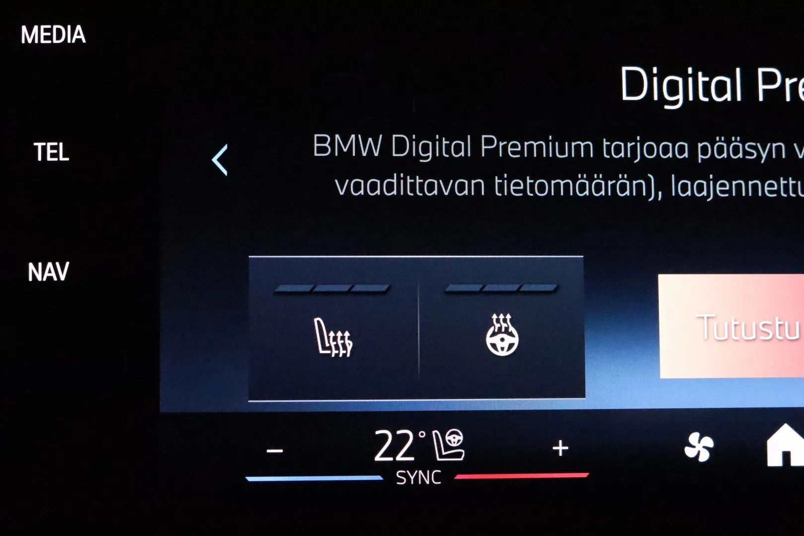 BMW 120 ZPX-672 carousel image