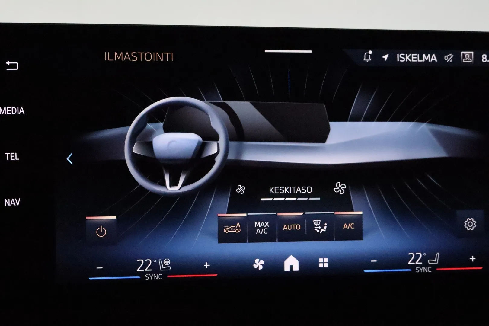 BMW 120 ZPX-672 carousel image