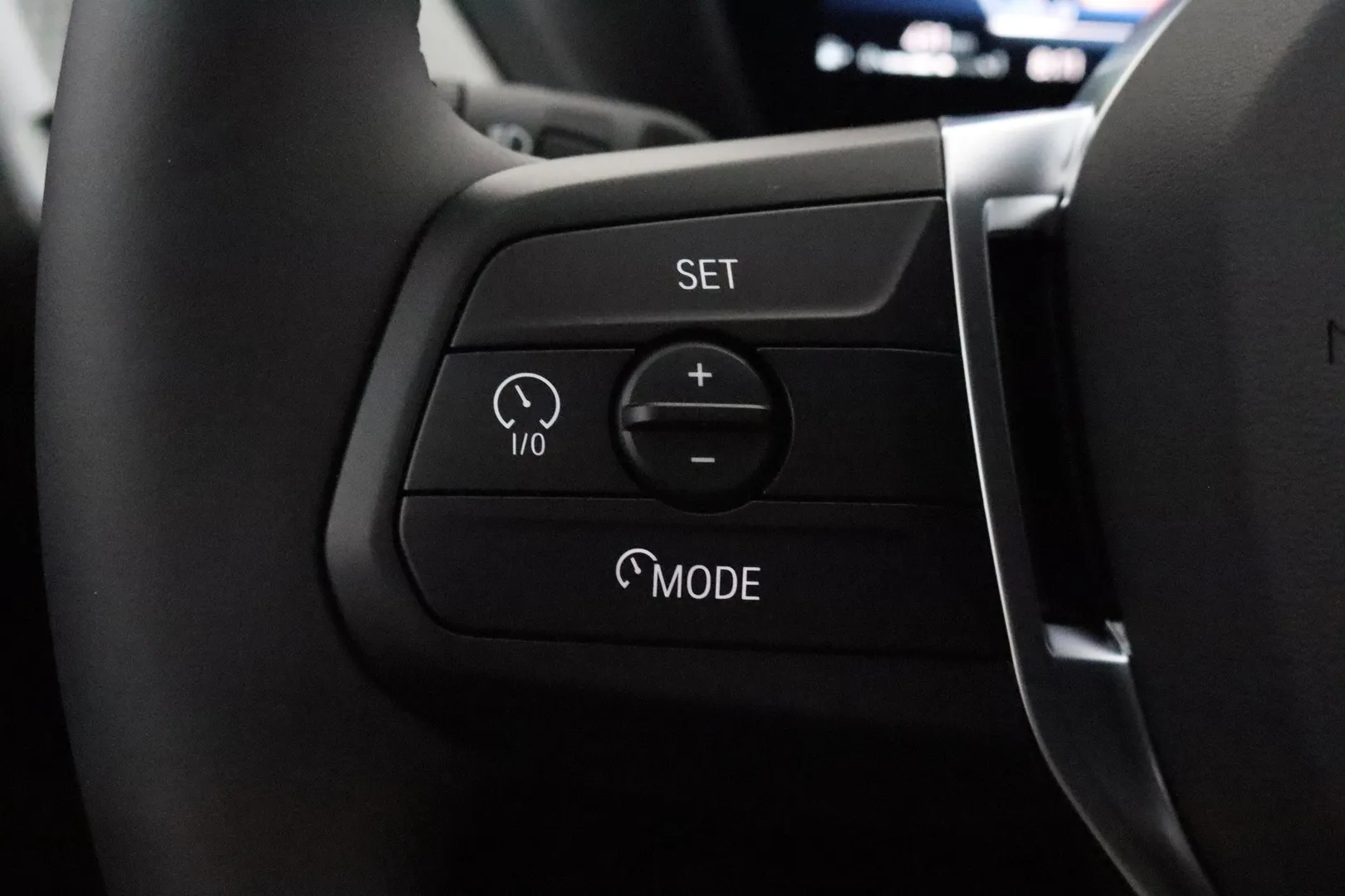 BMW 120 ZPX-672 carousel image