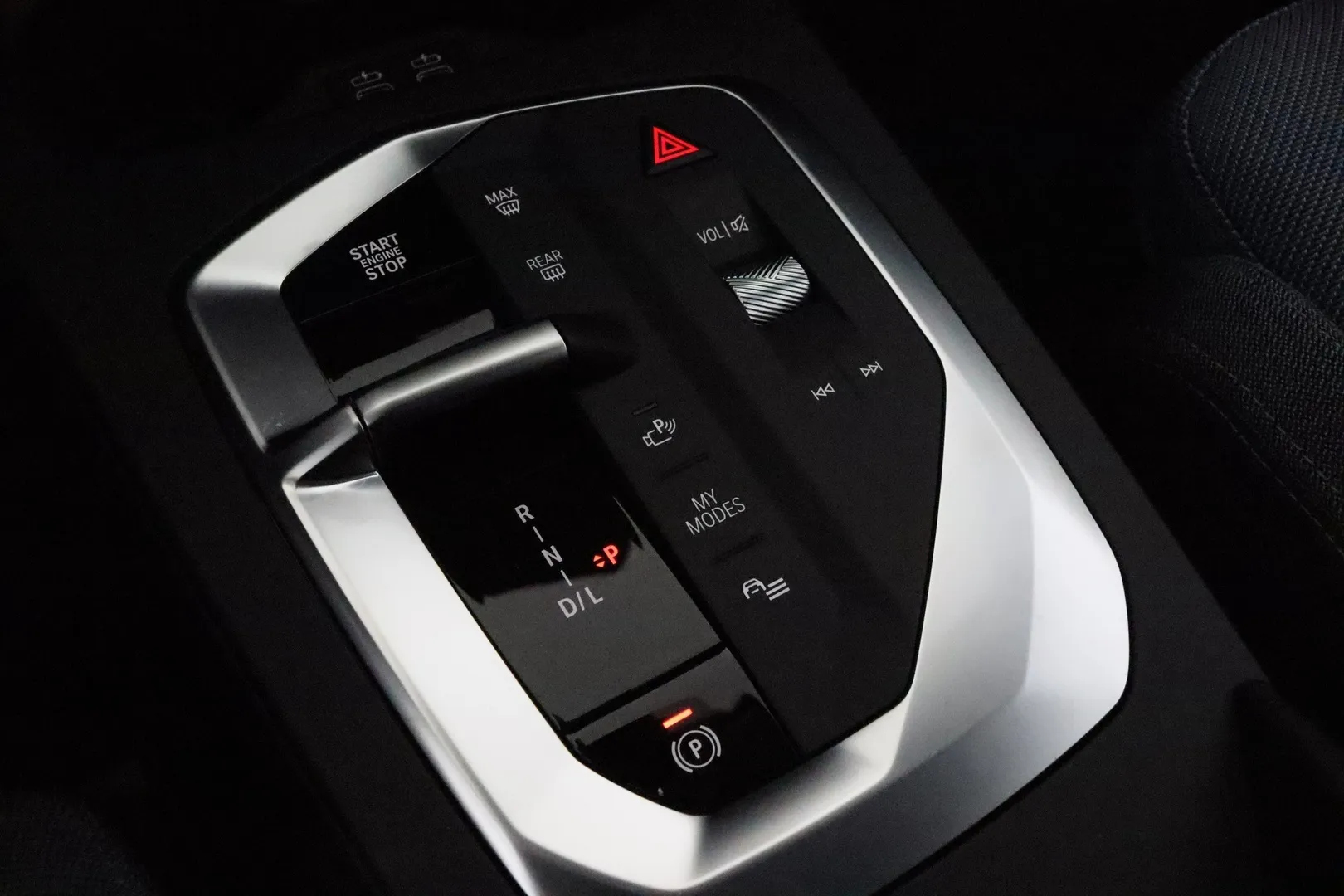 BMW 120 ZPX-672 carousel image