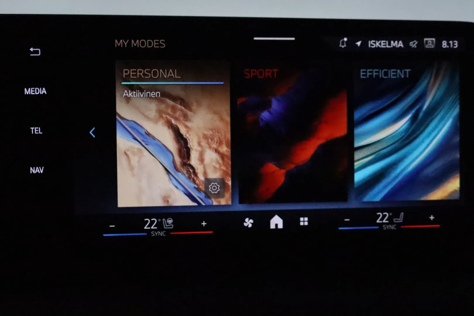 BMW 120 ZPX-672 carousel image