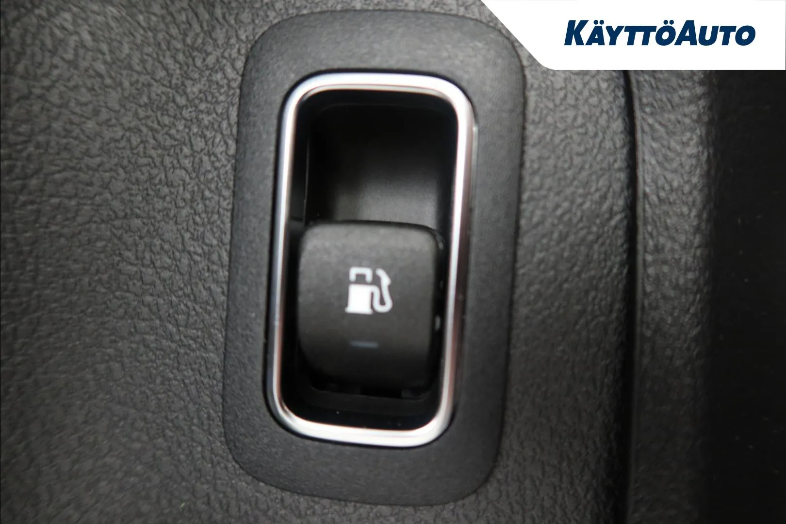 Mercedes-Benz A RXN-802 carousel image