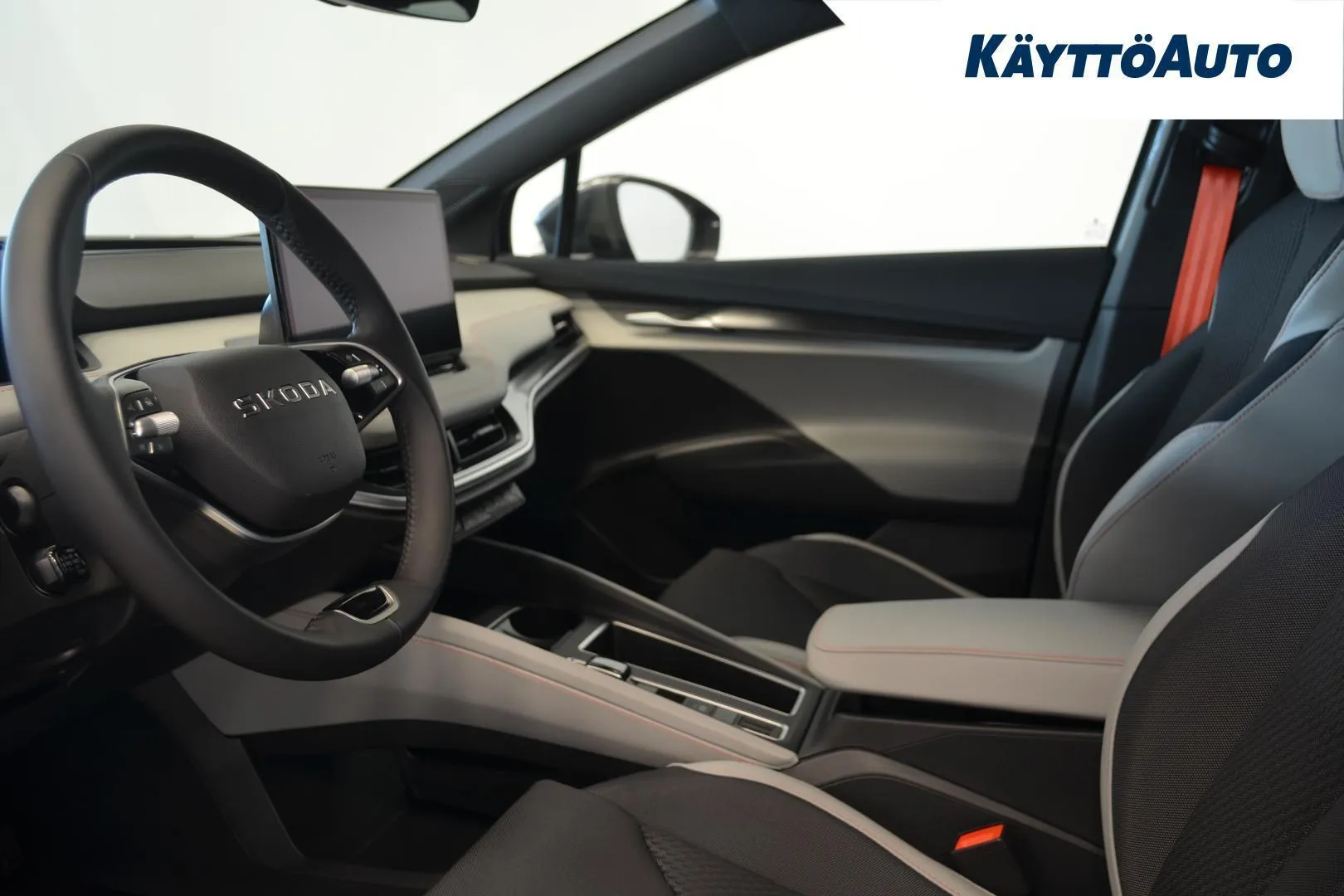 Skoda Enyaq YME-292 carousel image