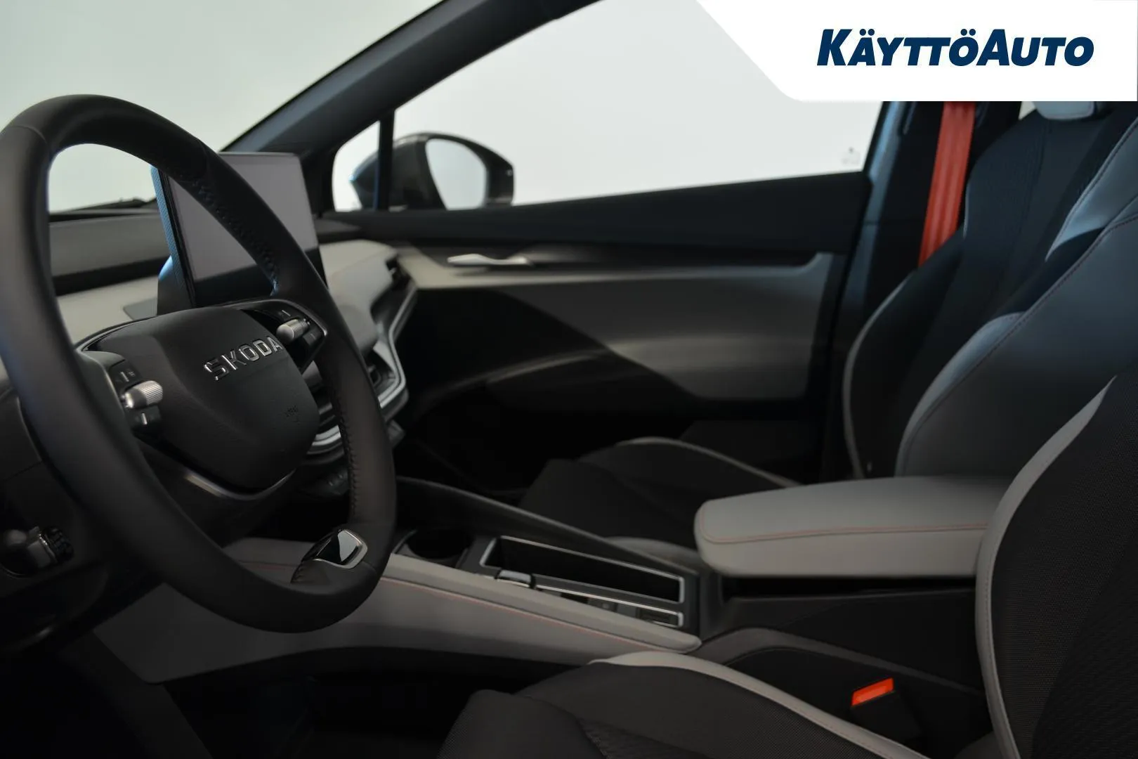 Skoda Enyaq YME-292 carousel image