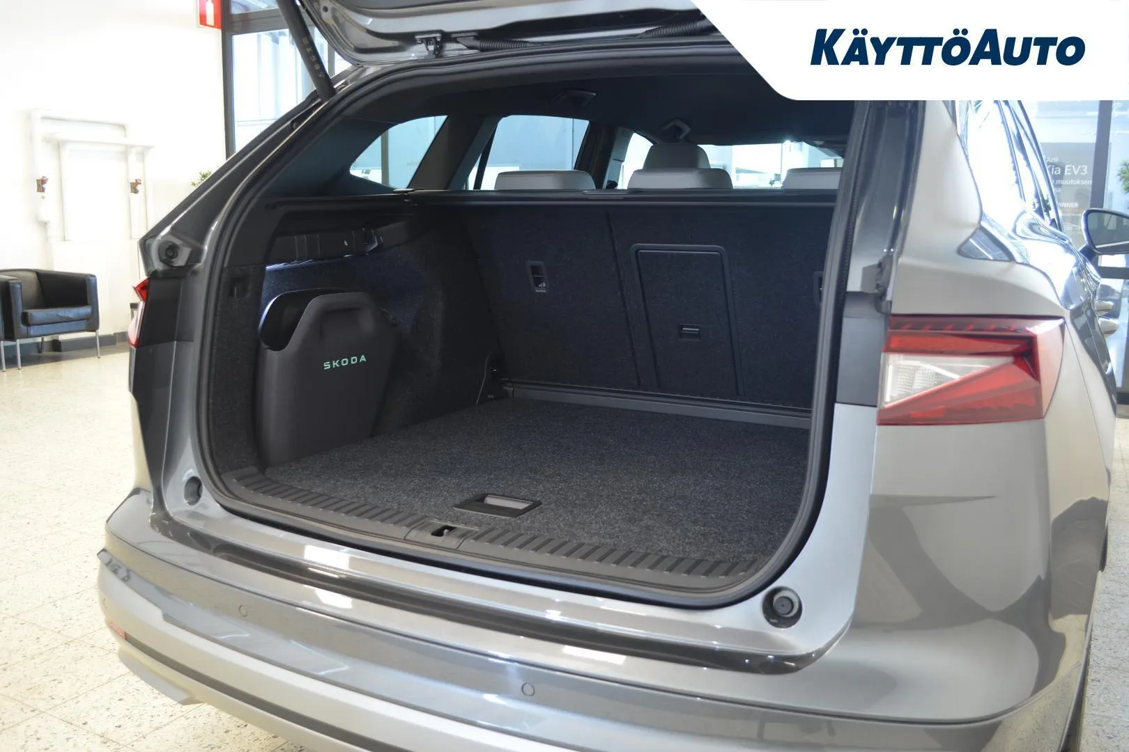 Skoda Enyaq YME-292 carousel image