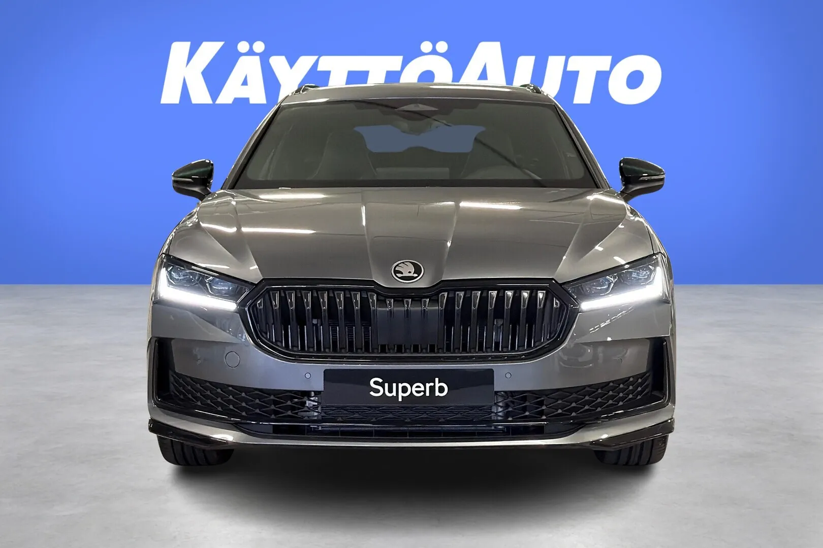 Skoda Superb ZRC-513 carousel image