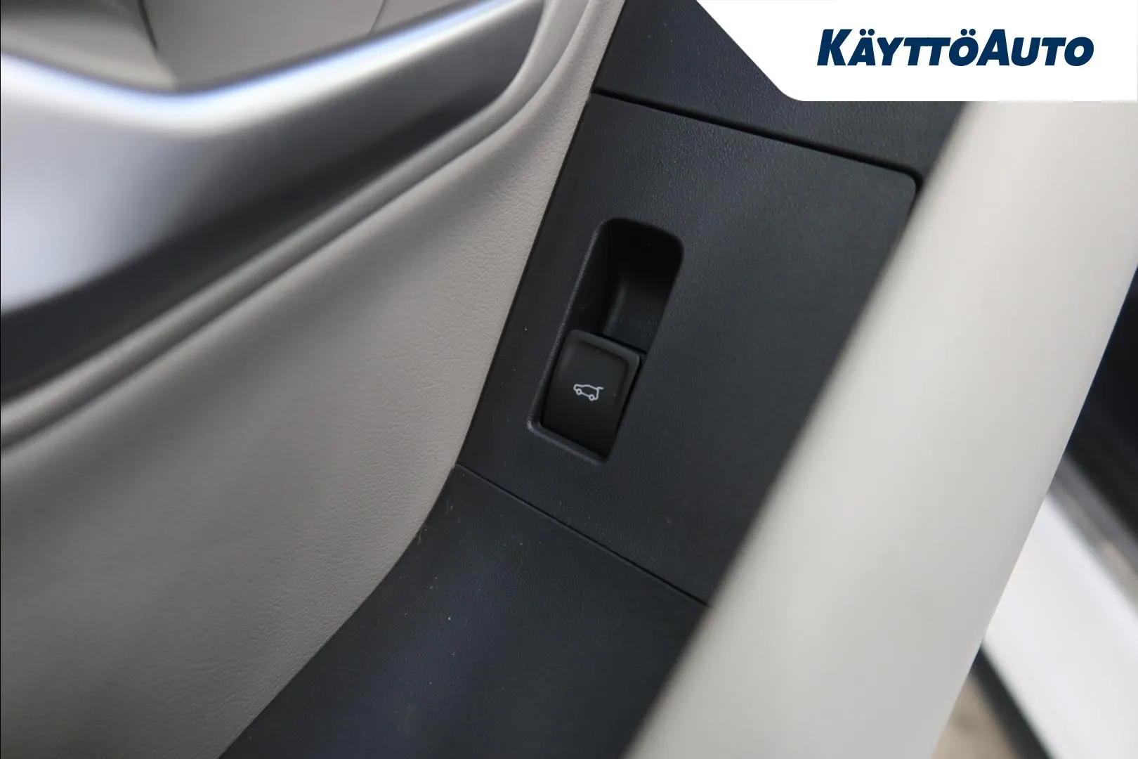 Ford Explorer NOH-472 carousel image