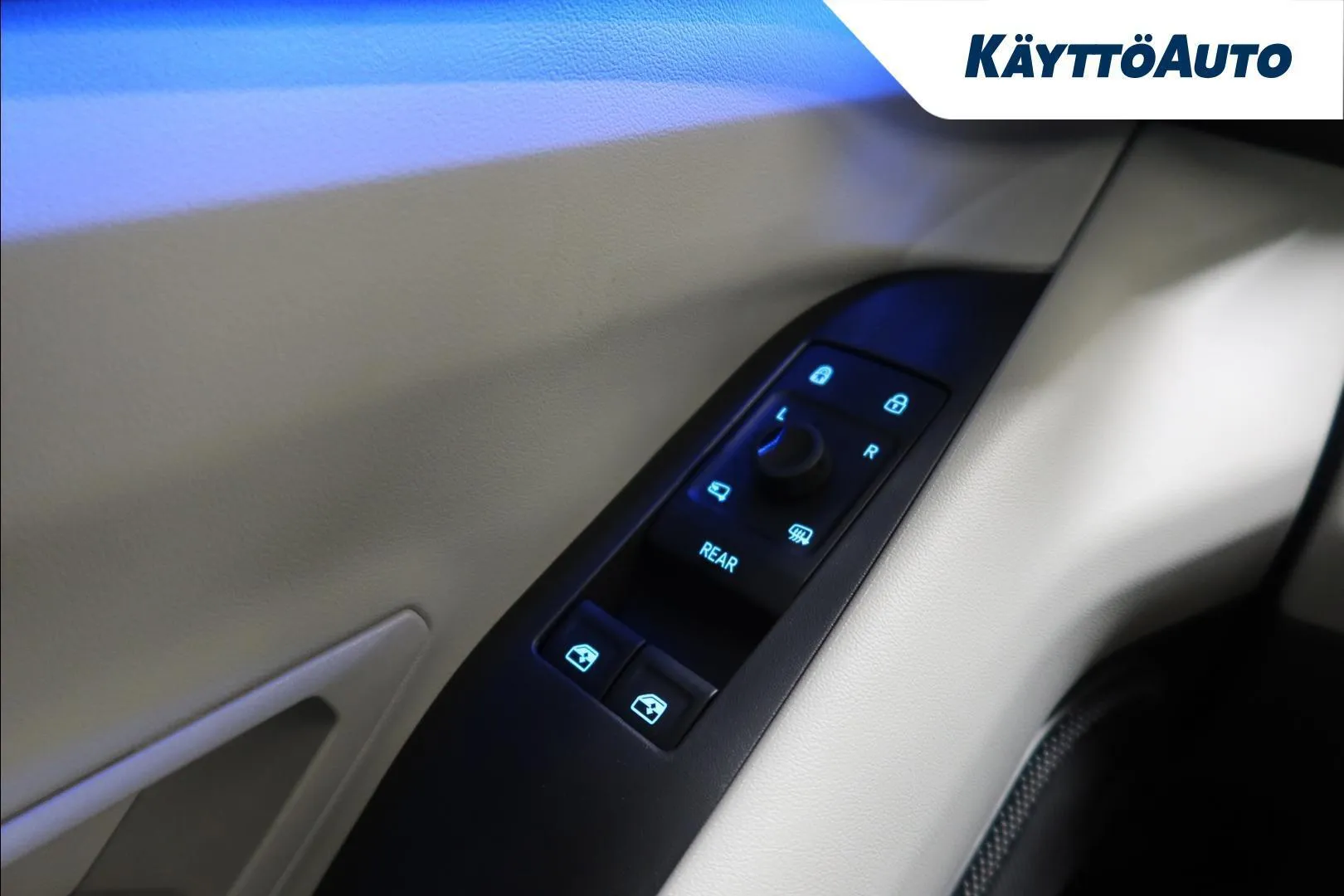 Ford Capri NOH-431 carousel image