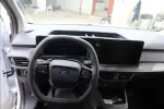 Ford Transit Courier XTR-729 carousel thumbs
