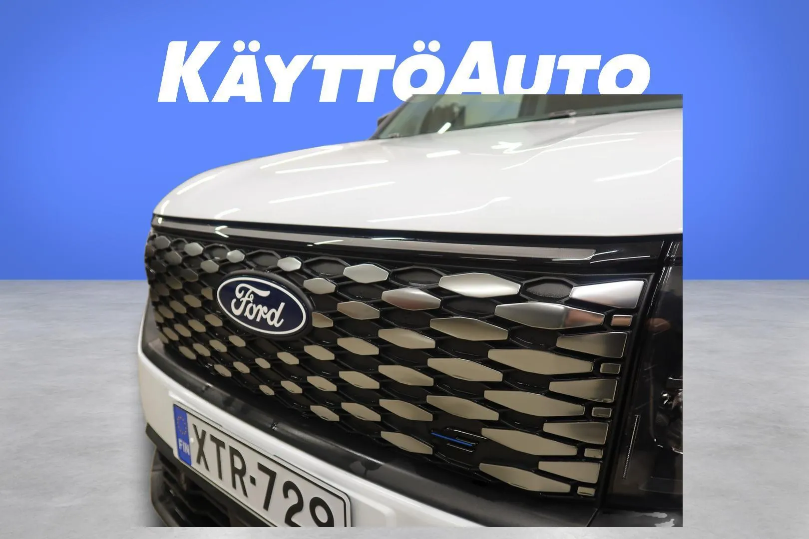 Ford TRANSIT COURIER XTR-729 carousel image
