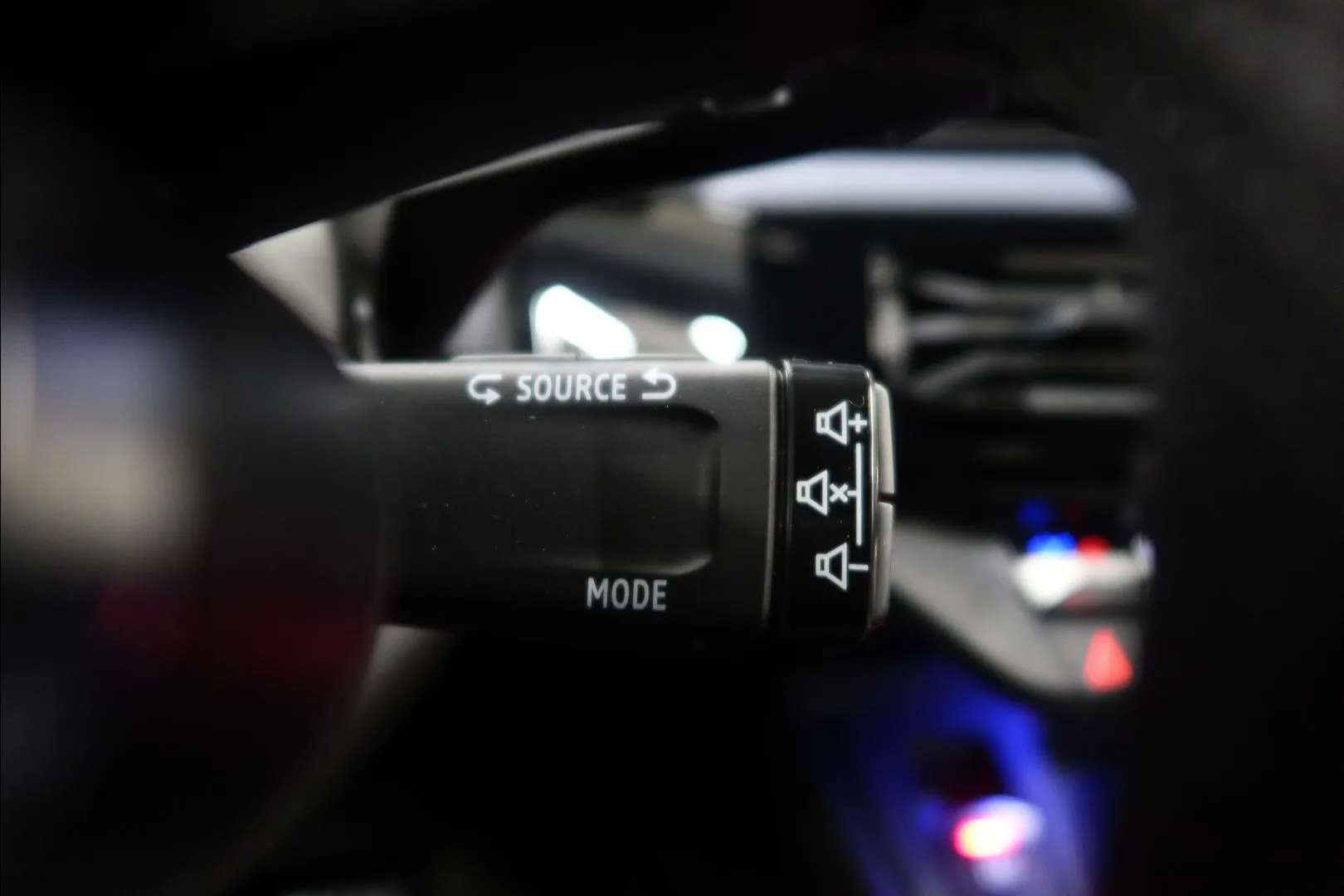 Nissan Micra YME-738 carousel image