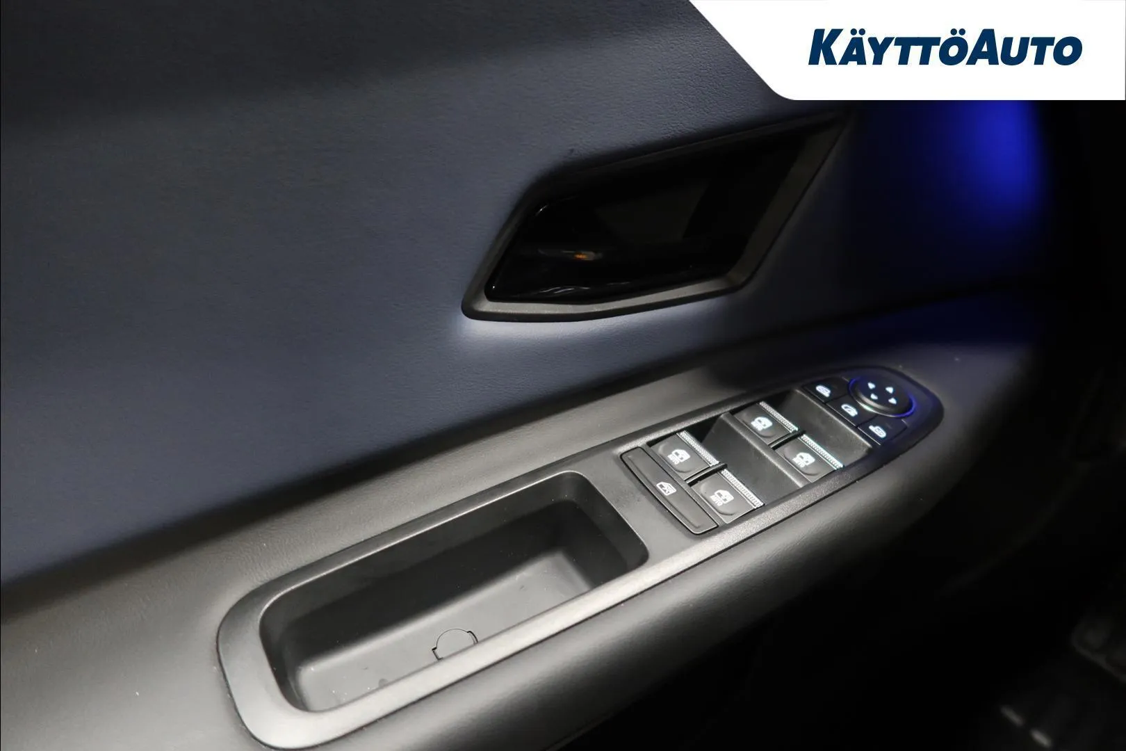 Nissan Micra YME-738 carousel image