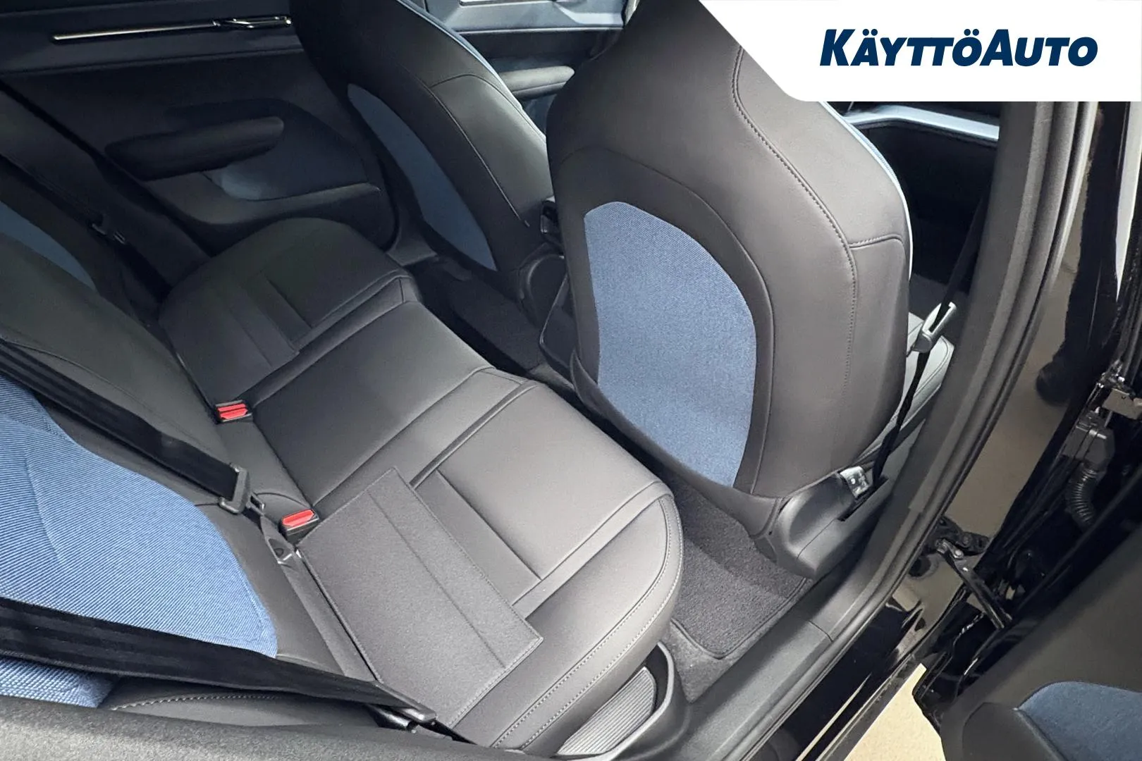 Volvo EX30 RXR-964 carousel image