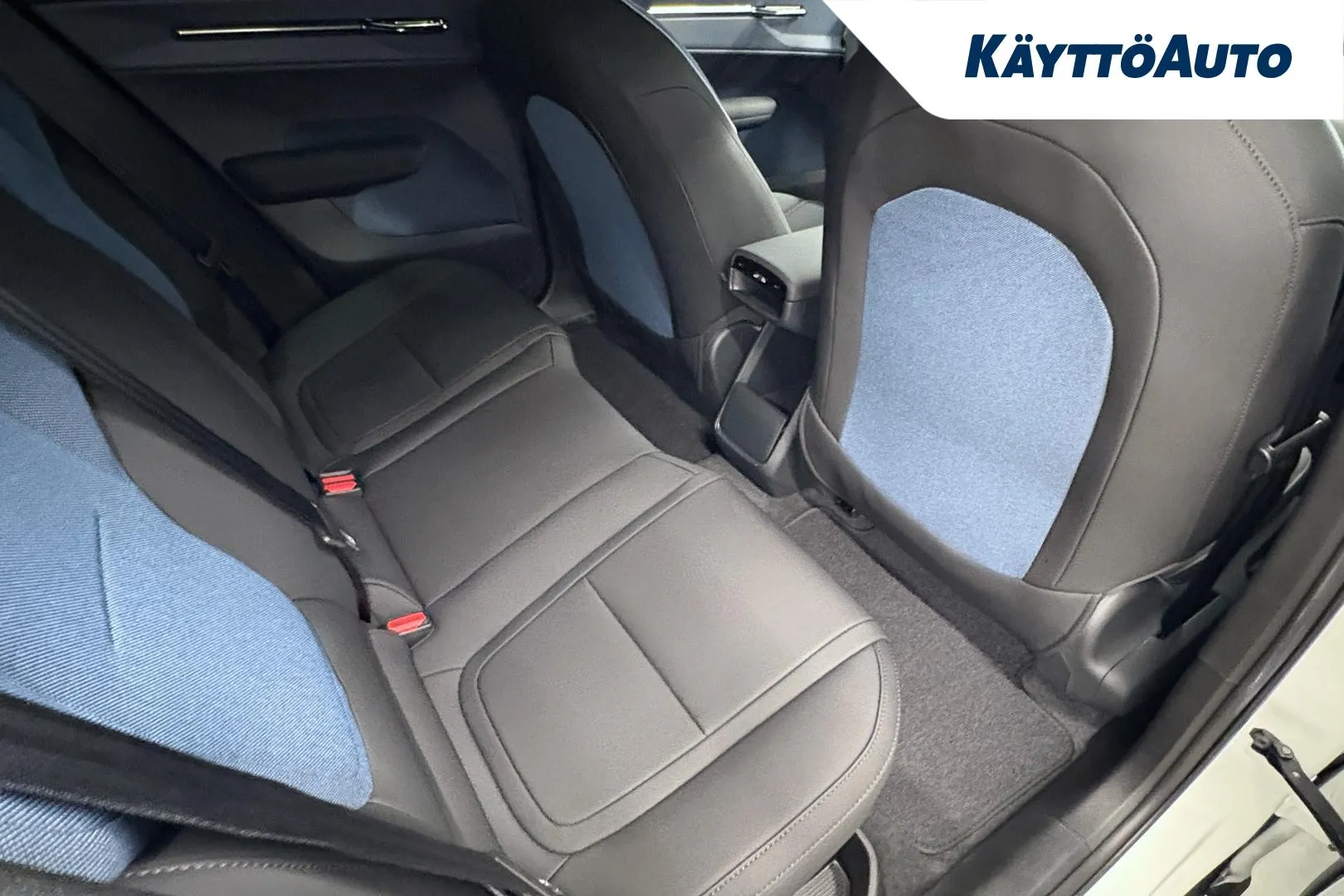 Volvo EX30 RXU-197 carousel image