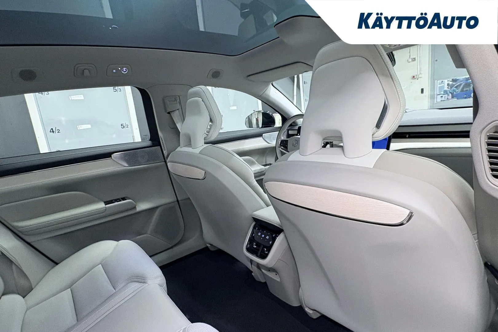 Volvo ES90 KXN-594 carousel image