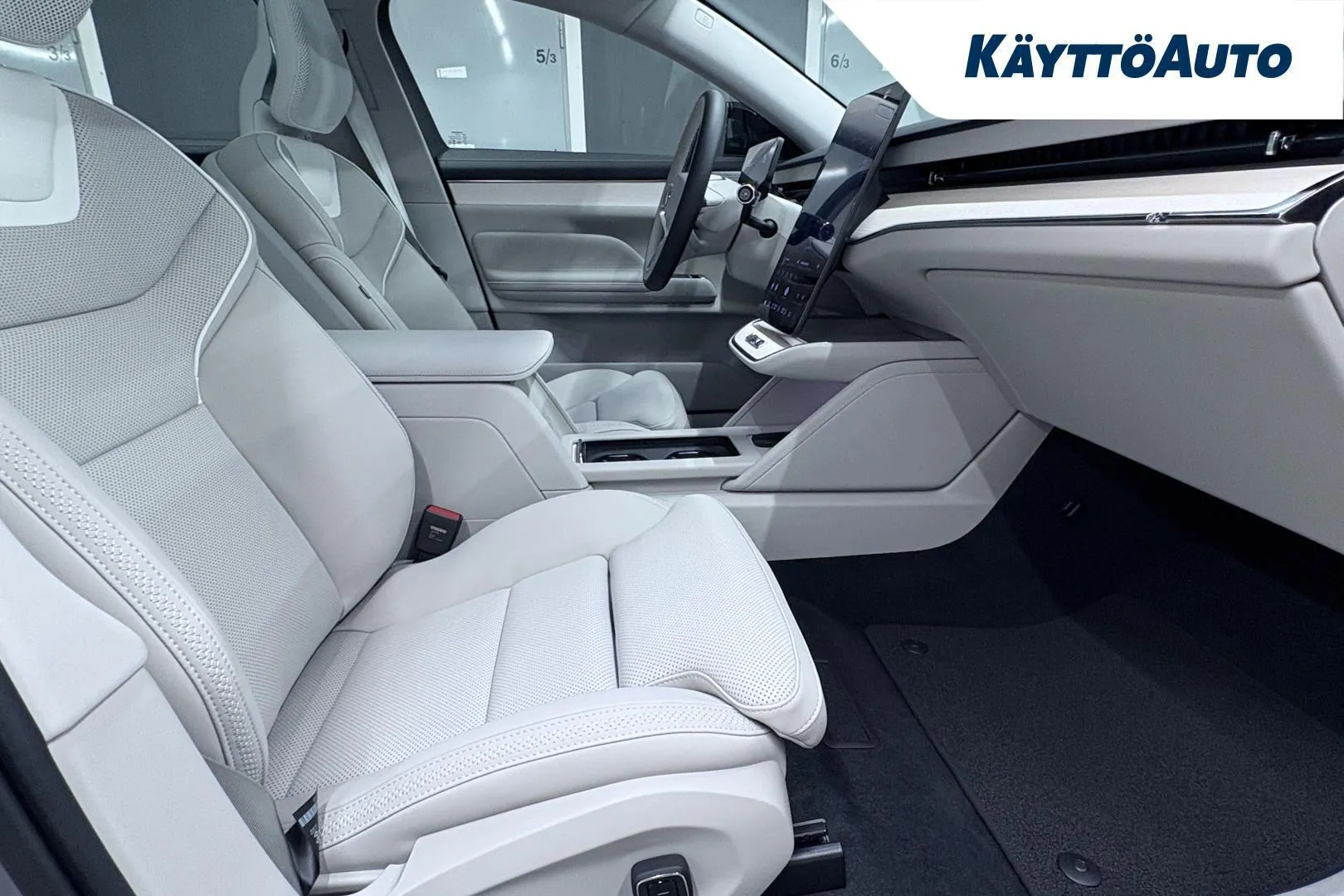 Volvo ES90 KXN-594 carousel image