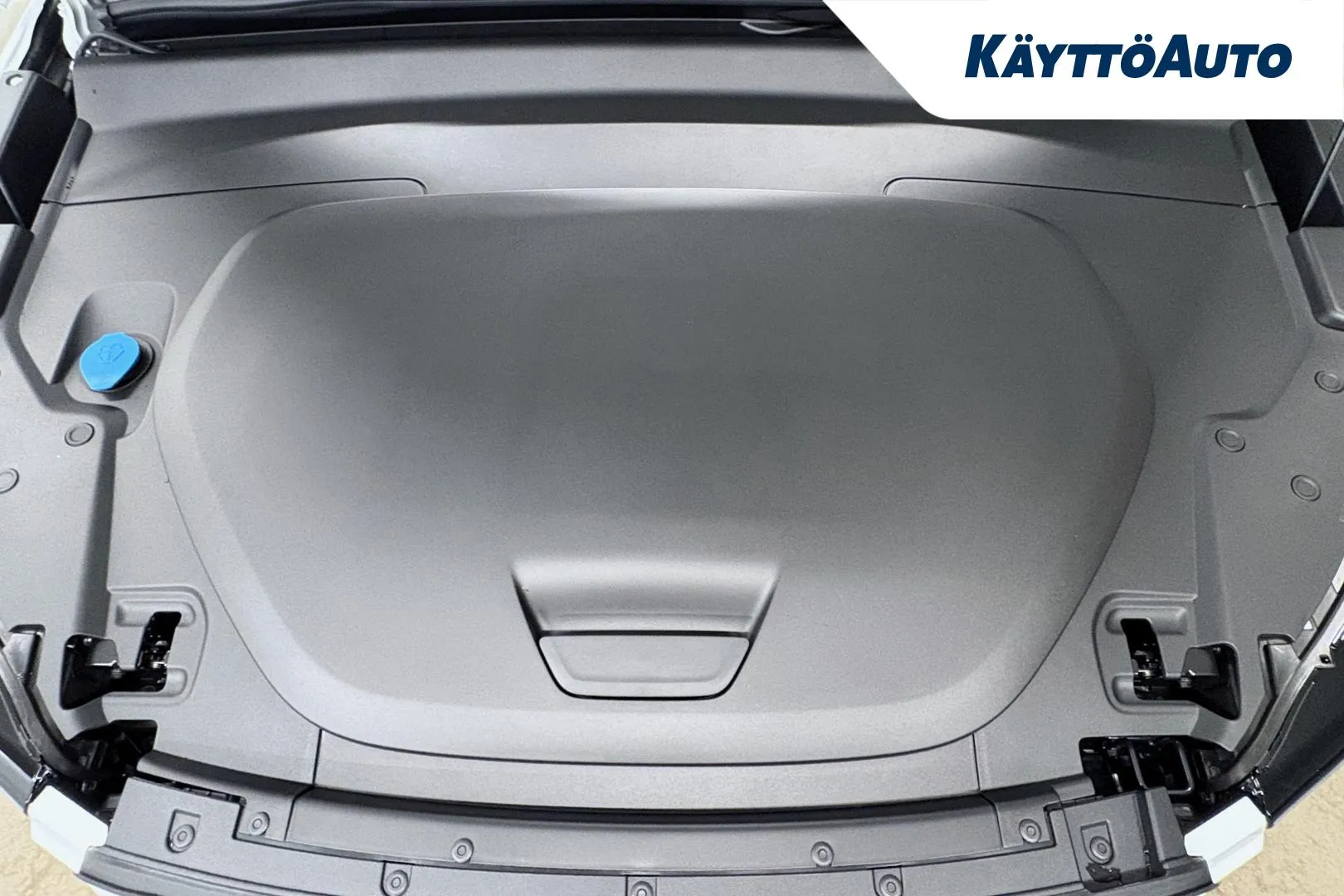 Volvo EC40 NOH-855 carousel image