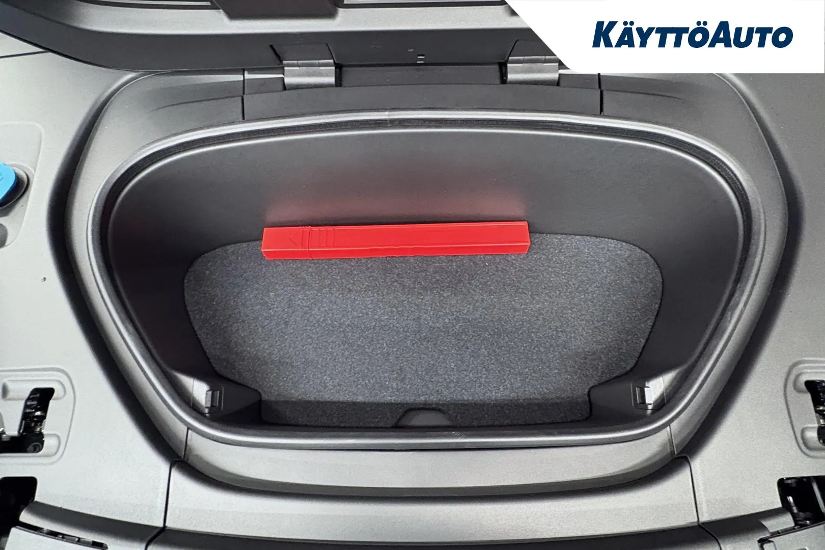 Volvo EC40 NOH-855 carousel image