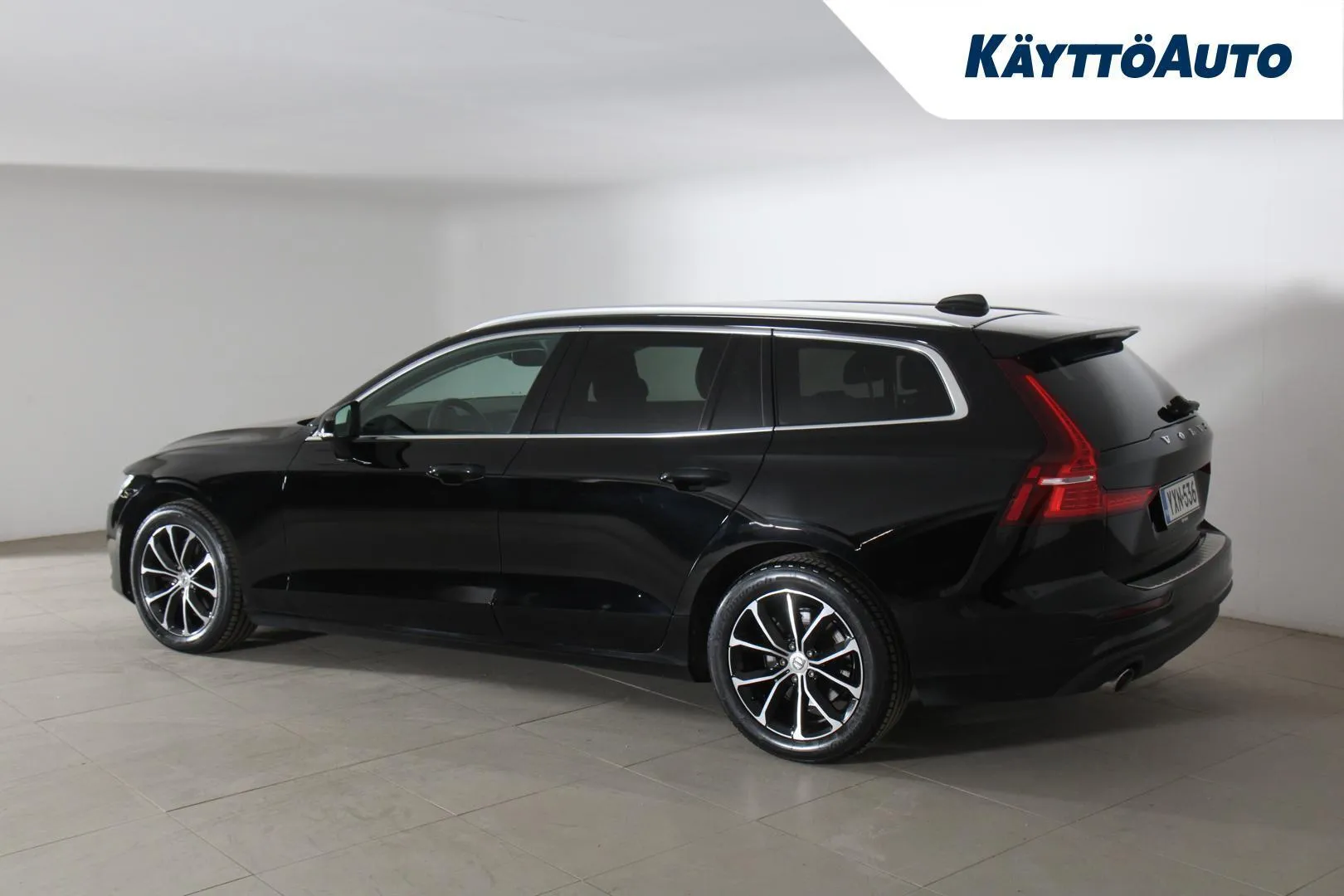 Volvo V60 YXN-536 carousel image