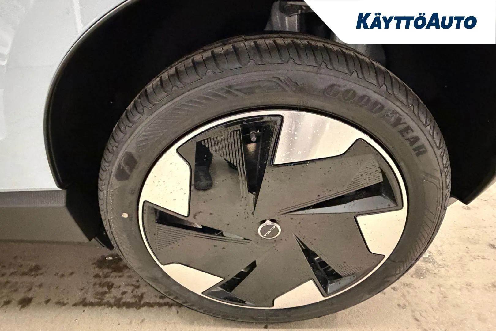 Volvo EX30 XTN-409 carousel image