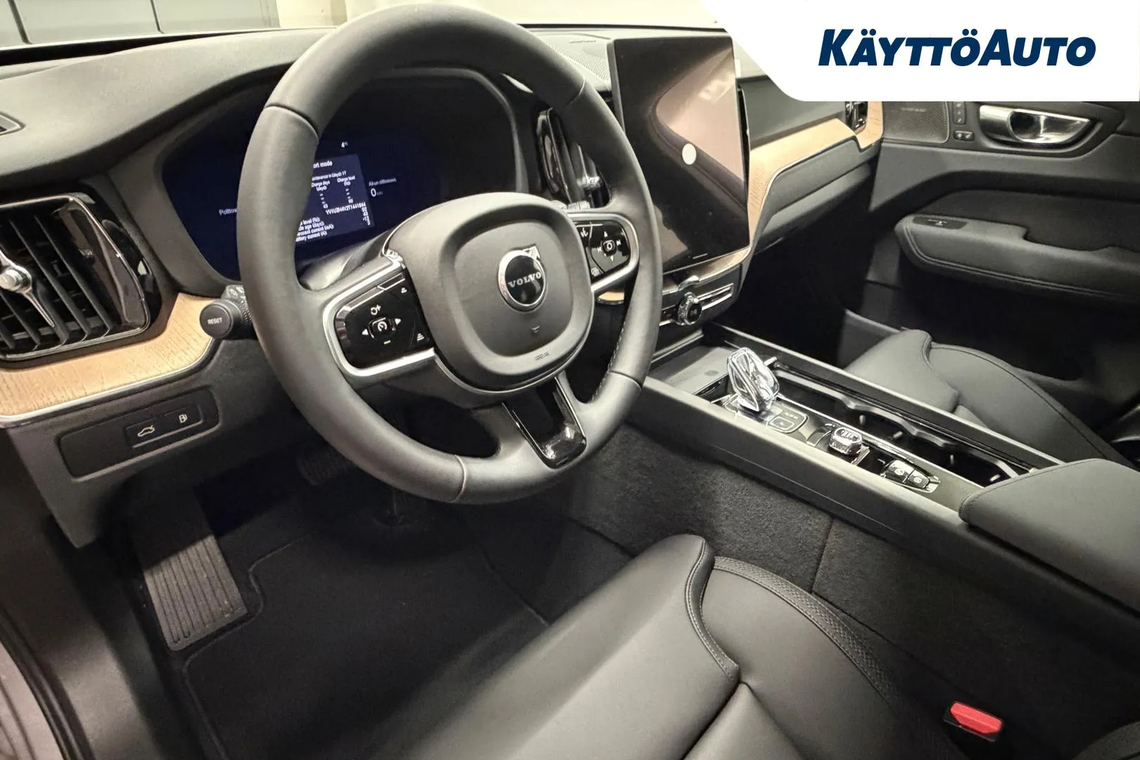 Volvo XC60 SRR-618 carousel image