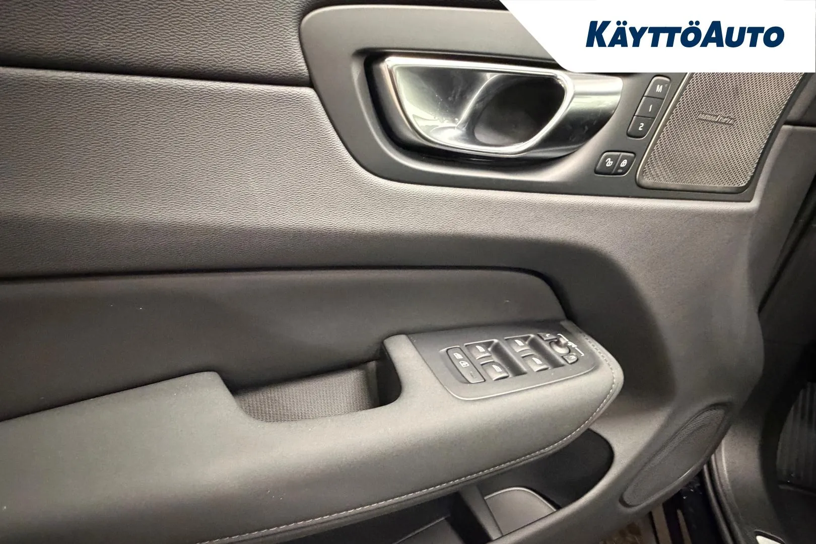 Volvo XC60 XTO-148 carousel image